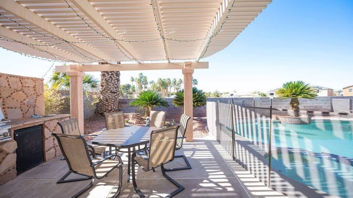 Green Valley North House | Authentic Vacation! Relaxing stay!