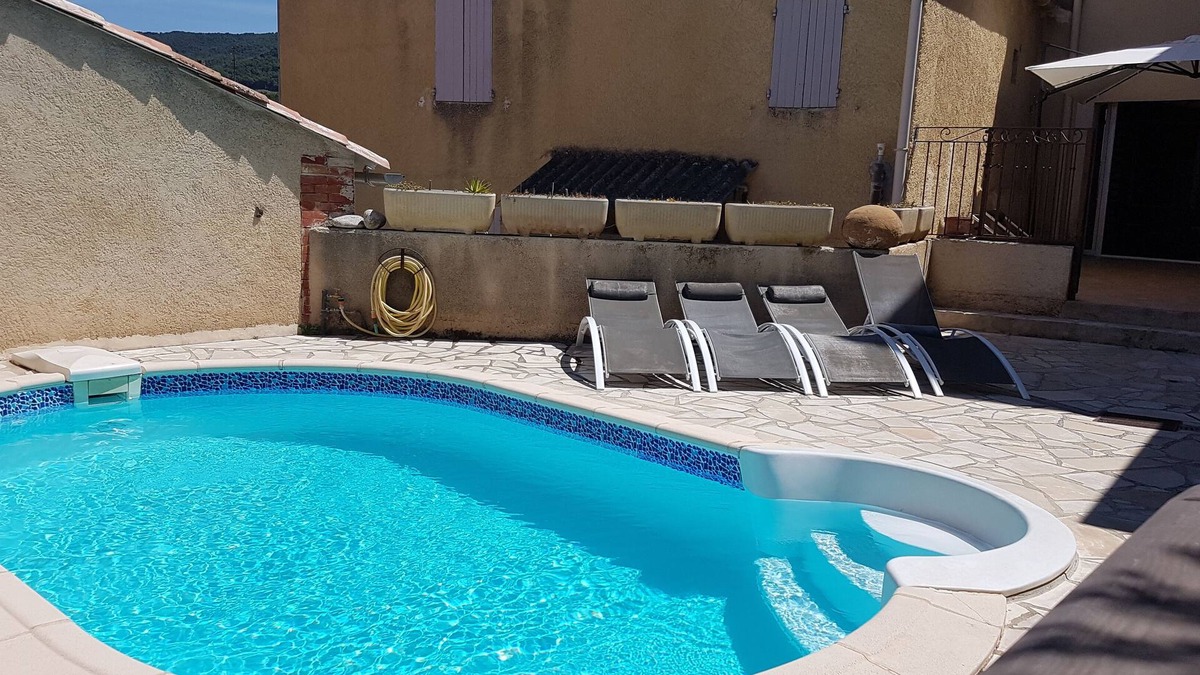 Sablet House | Authentic village house of 150 m² with swimming pool close to the city center