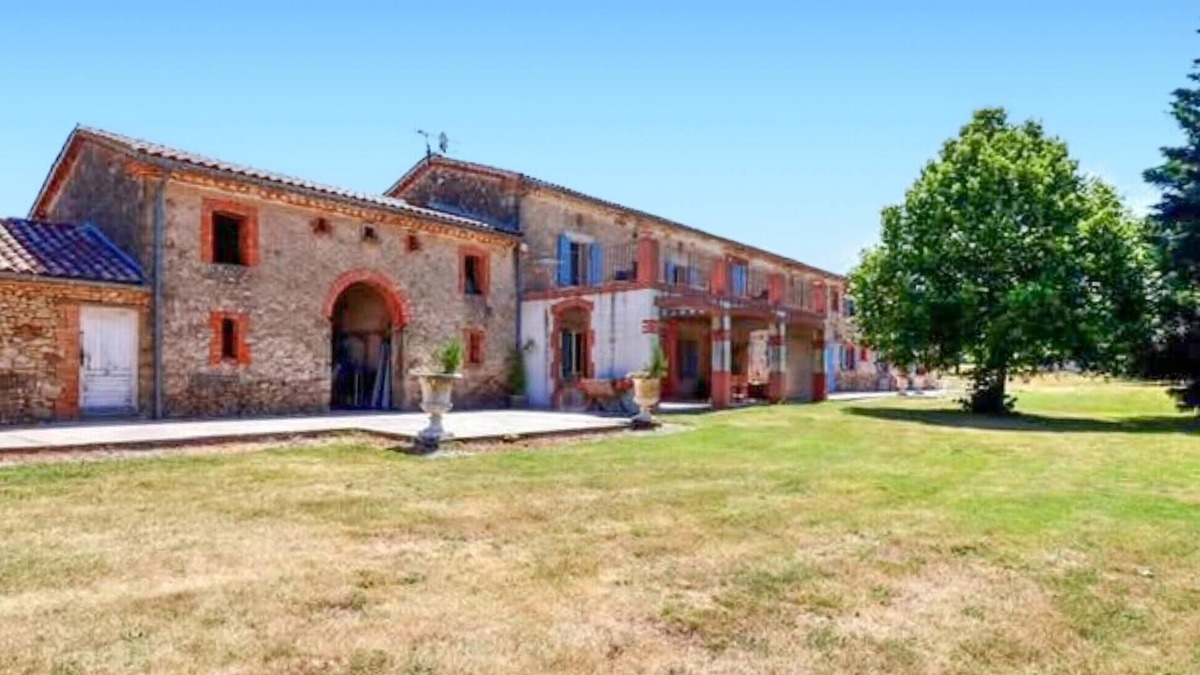 Montredon-Labessonnie House | Authentique maison campagne