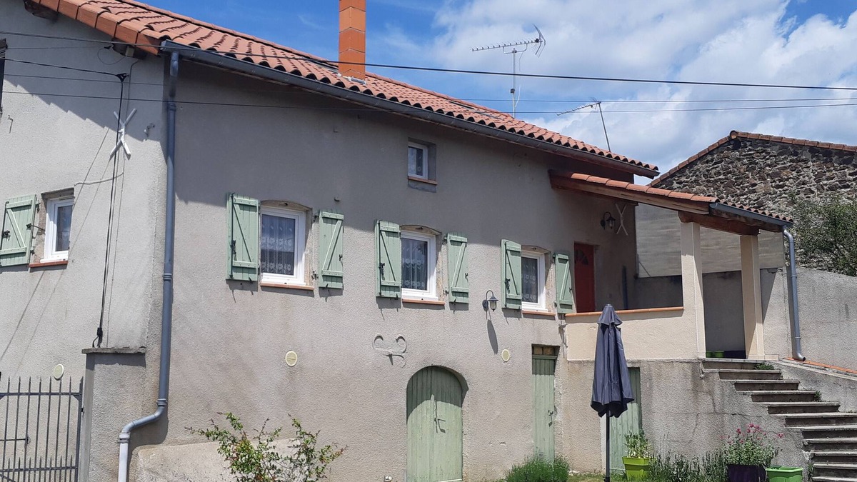 Saint-Martin-d'Ollieres House | Auvergne Livradois Forez House