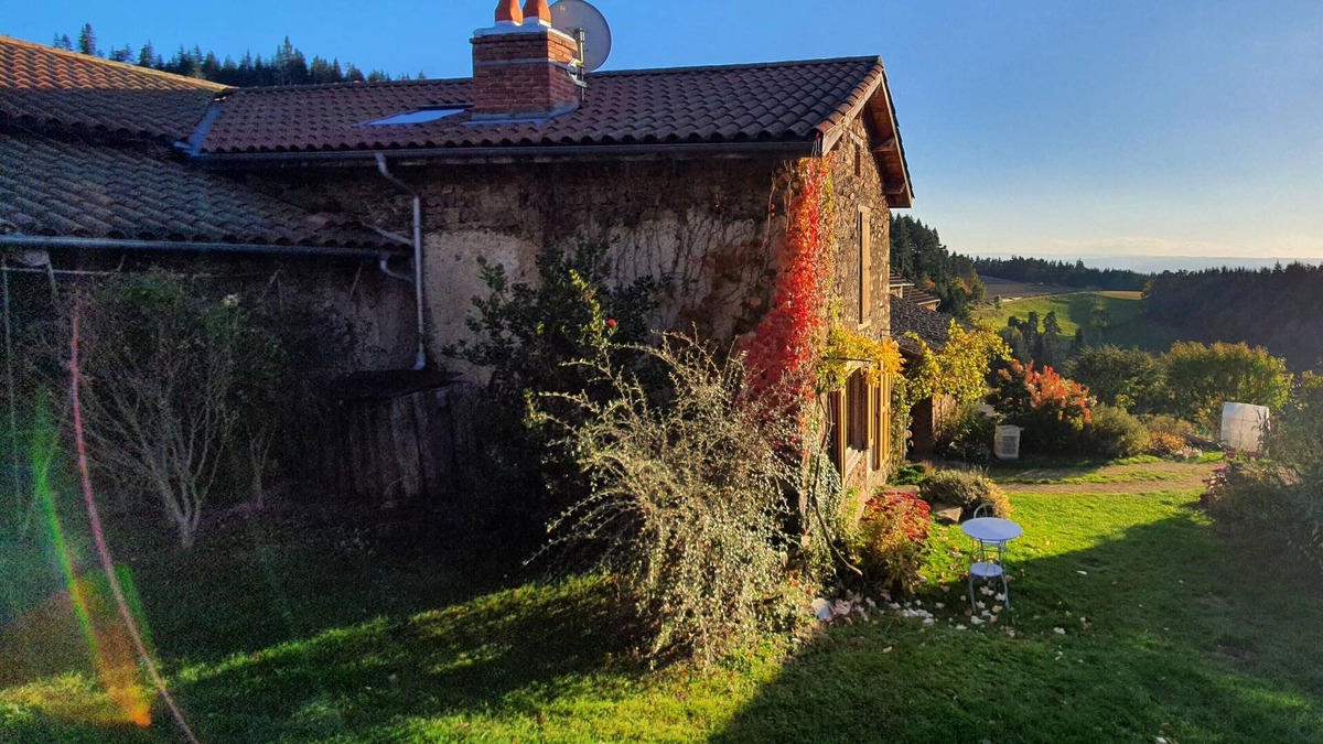 Champagnac-le-Vieux Cottage | auvergnat panoramic gite