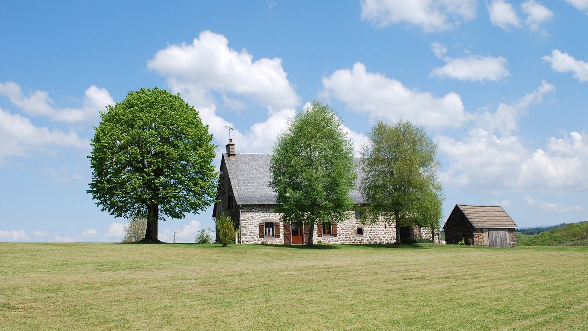 Cros House | Auvergne farmhouse in the heart of nature