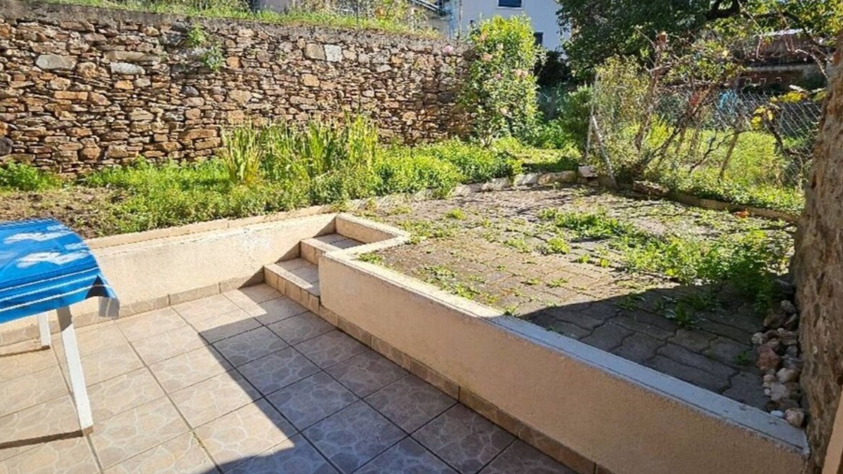 Massiac Villa | Auvergne House