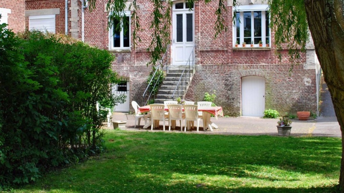 Roye Bed & Breakfast | Aux Chambres du Roy