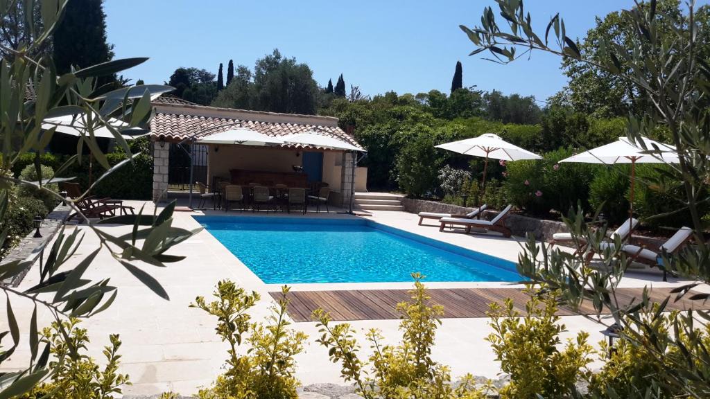 Saint-Jacques House | Aux charmes de grasse
