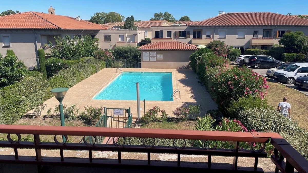 Poussan Apartment | Aux Cyprès du Littoral for 4 people