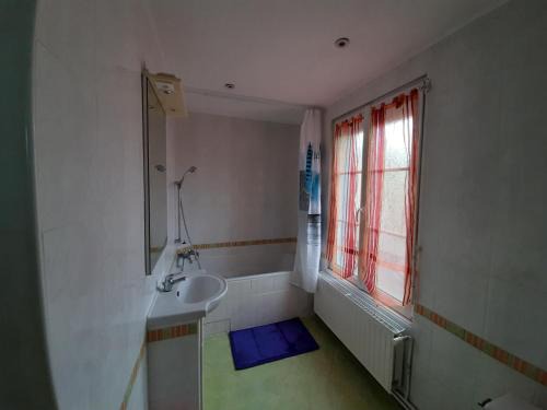 Le Mele-sur-Sarthe Apartment | aux hirondelles du lac