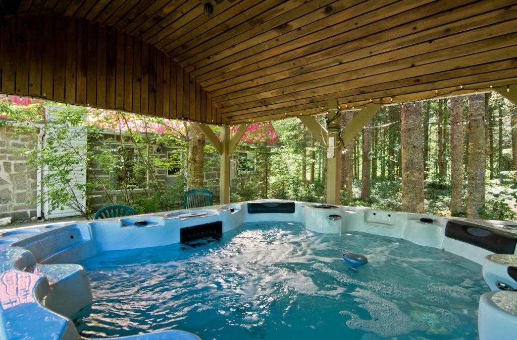 Saint Romain Resort | Aux Pignons Rouges Camping & Chalets