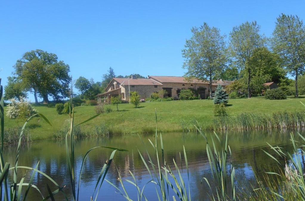 Bussiere-Galant Bed & Breakfast | Aux quatre vents