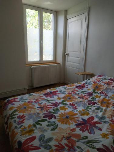 Chauriat House | Aux Rosiers Rouges
