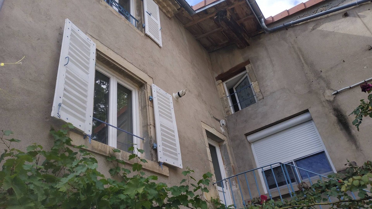 Chauriat Bed & Breakfast | Aux Rosiers Rouges