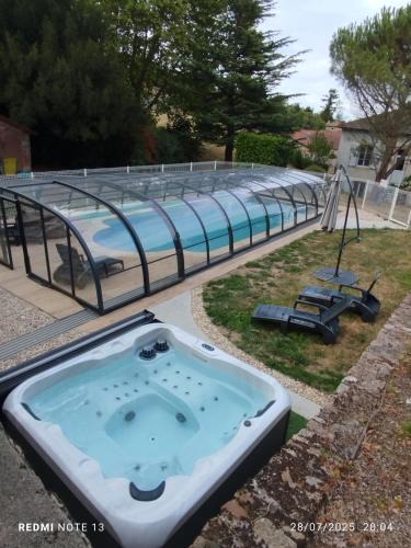 Renaison House | Aux Tilleuls de Renaison