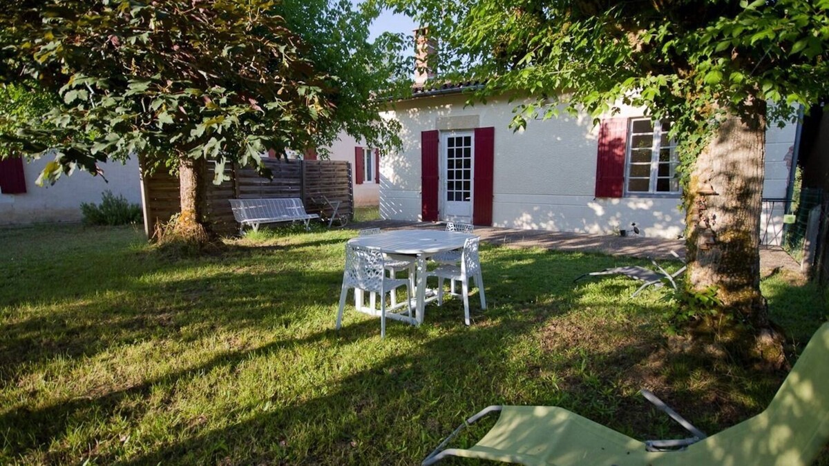 Noaillan House | Aux Tuileries, Maison de Campagne