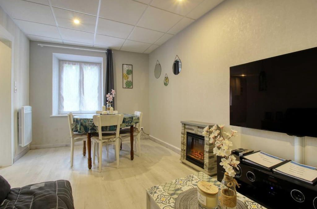 Badonviller Apartment | Aux volets bleus