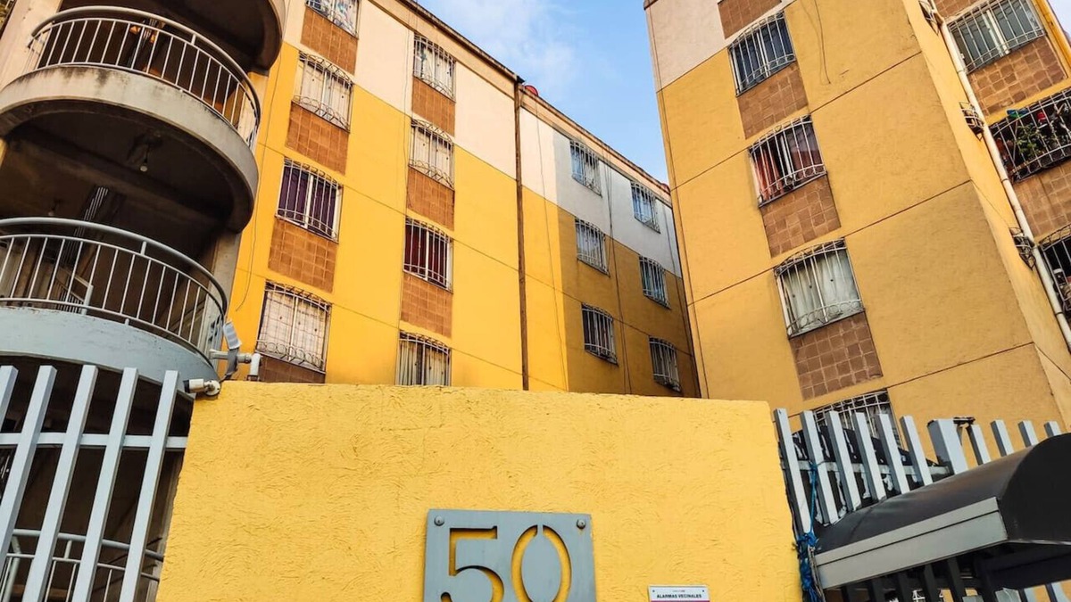 Downtown Mexico City Apartment | Av. Reforma 50, very central location