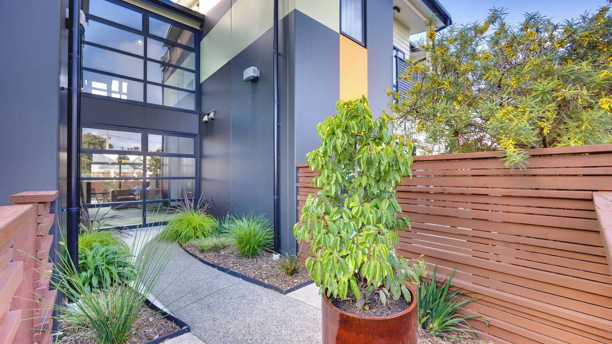 Petone Apartment | Ava Lodge