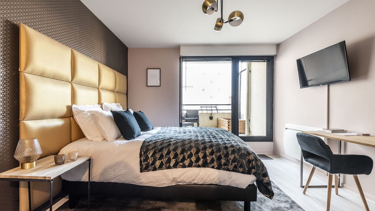 Centre Erlon Apartment | AvaDream luxury Apartment and terrace Hyper center