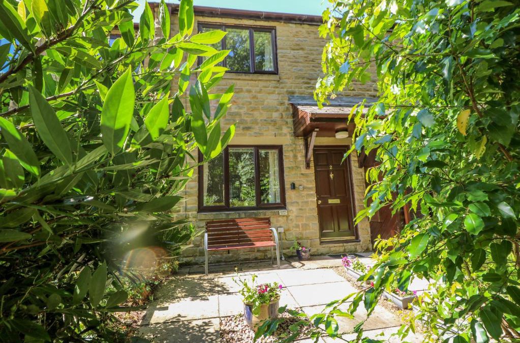 Wadsworth House | Avaelie House