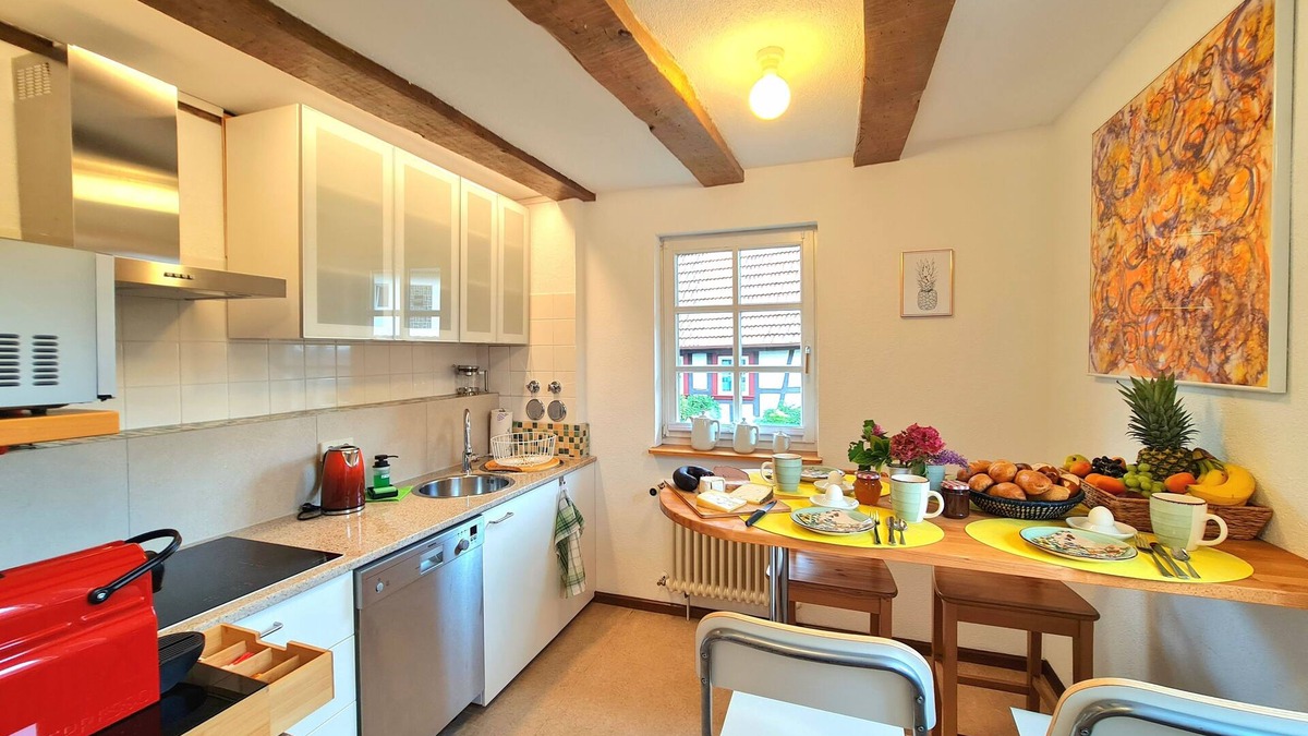 Kandel House | AVAHOME: HOUSE for 16 PEOPLE in the middle of CANDEL, WLAN, NETFLIX, KITCHEN, PARKING SPACES