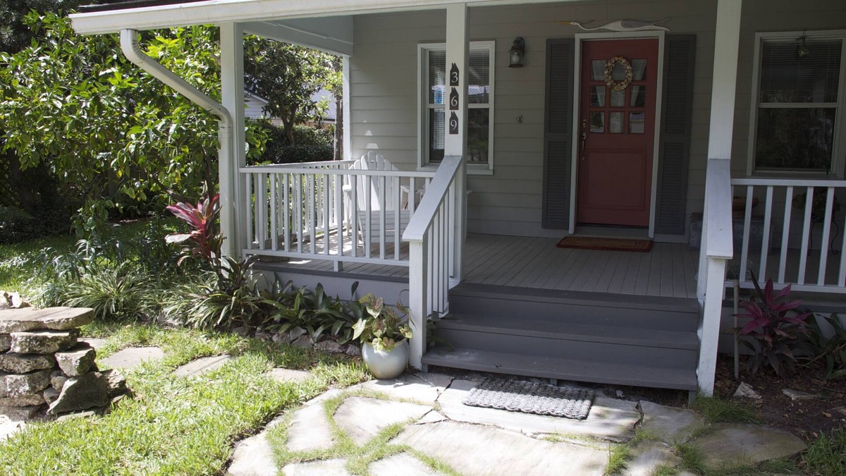 Atlantic Beach Cottage | Available Now! Classic Florida Beach Cottage in Atlantic Beach