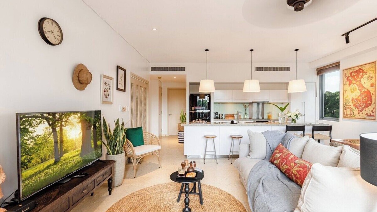 District 1 Villa | Avalon 53NTMK · De Old Sport | Vesta Collection