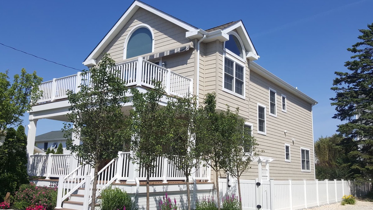 Avalon House | Avalon NJ "New" Upside Down, Near Town & Beach with Stone Spa/Pool!