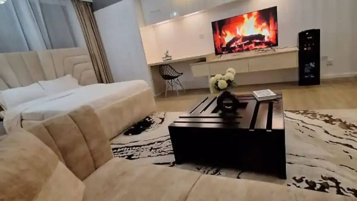 Thompson Estate Apartment | Avana Residence