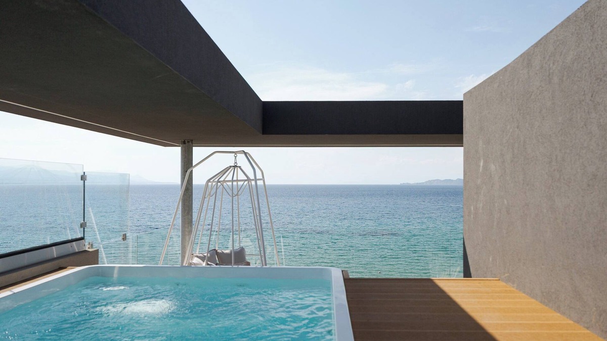 Korinthos Hotel | Avant Blue Boutique Hotel