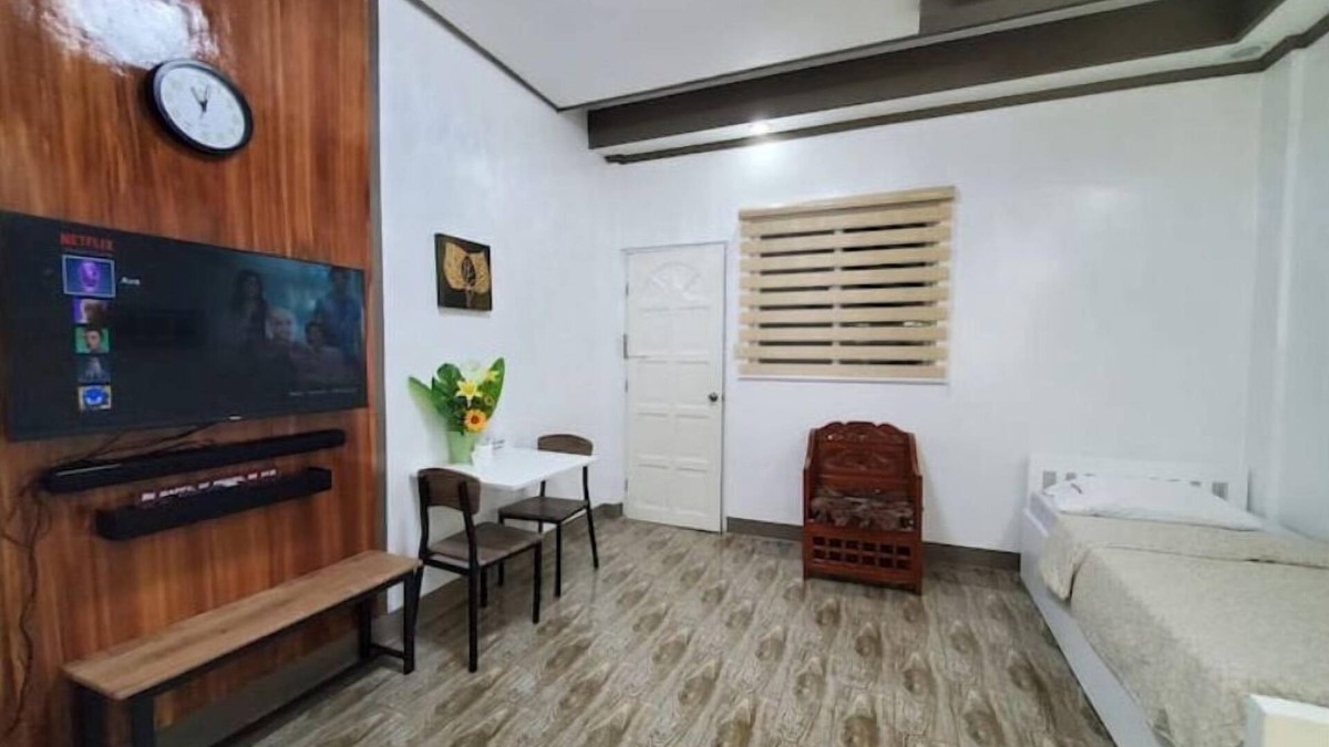 Tayug Apartment | Ave Homes (A1)-Studio Apt. w/PRKG, Netflix, Wi-Fi