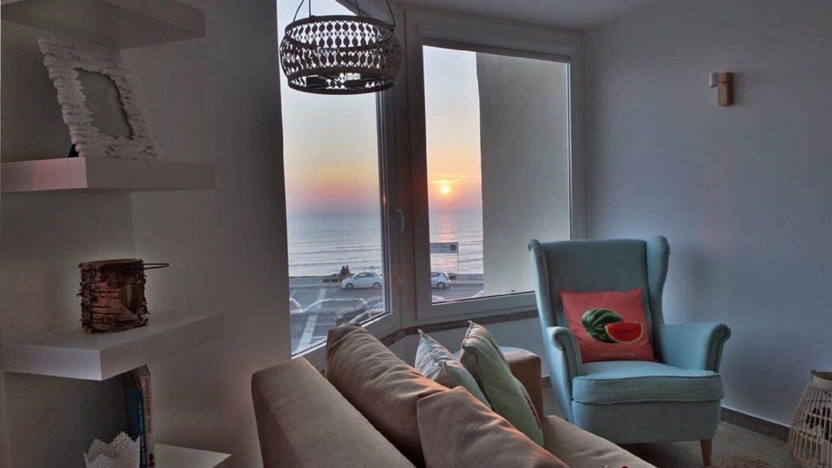 Parede Apartment | Avencas Beach House - Ocean View