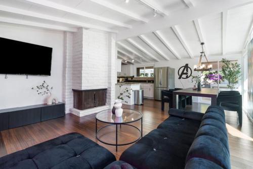 Sherwood Forest and Thistle Development House | Avengers HQ - Hot Tub - Close to Disney - Parking
