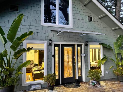 Myers Flat House | Avenue of the Giants River View Home (#1)
