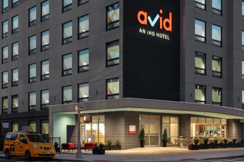 Bay Ridge Hotel | avid hotels - Brooklyn Dyker Heights by IHG