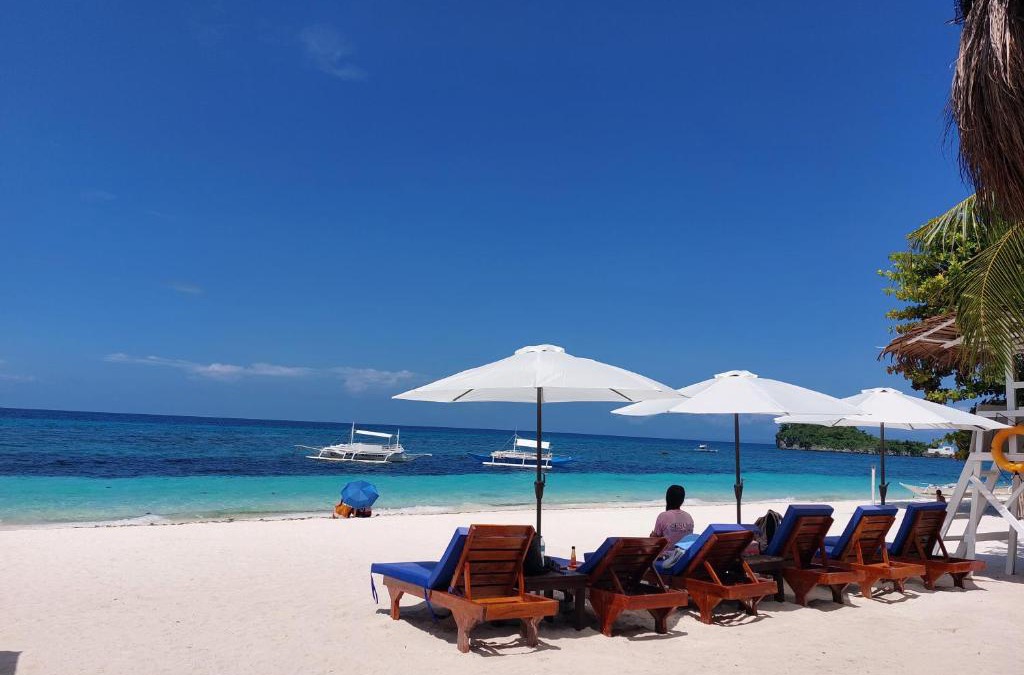 Daanbantayan Resort | Avila's Horizon Dive Resort Malapascua