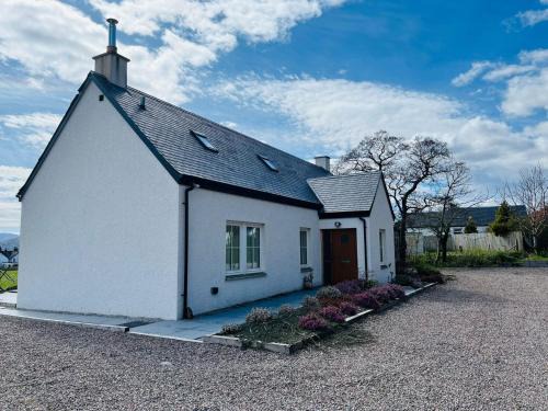 Onich House | Avoca Lodge