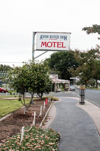 Stratford Hotel | Avon River Inn