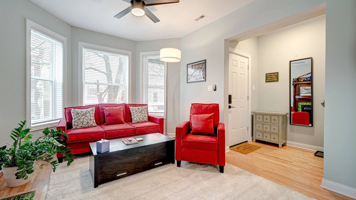 Avondale Condo | Avondale Condo Near Classic Bars, Eateries, and More! by AllSet Turnover