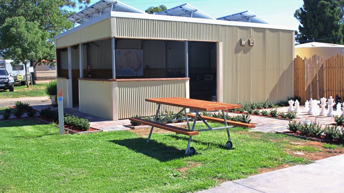 Maiden Gully House | Avondel Caravan Park