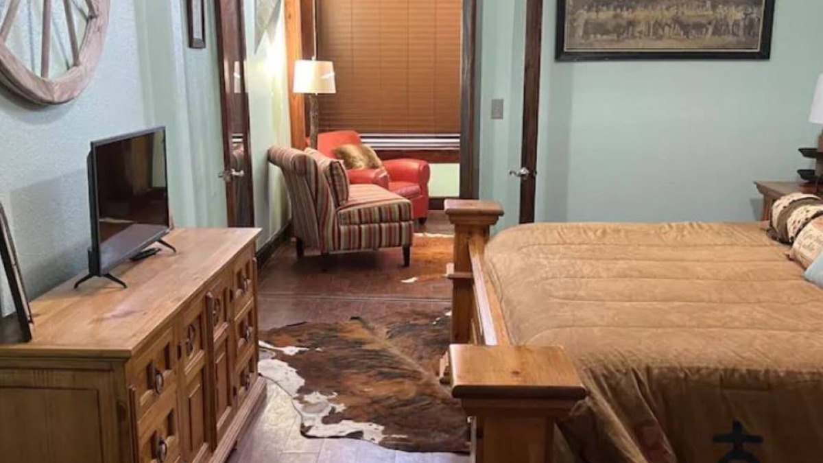 Palacios Apartment | Aw Tomorrow Siesta and Shower - The Salty Cowboy
