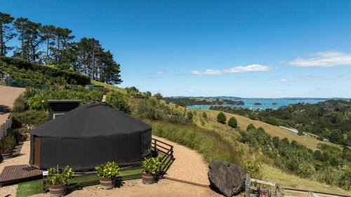 Palm Beach House | Awaawa Yurts - Tāne