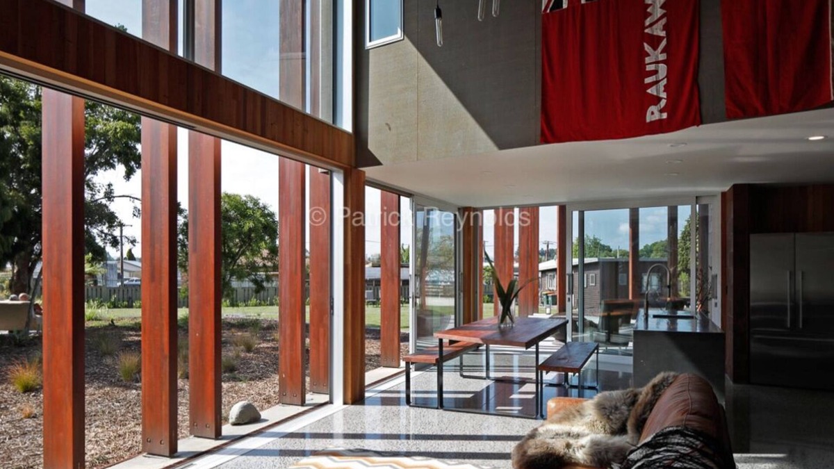 Kawaha Point House | Award Winning Dream Escape - a stone's throw from Rotorua's major attractions