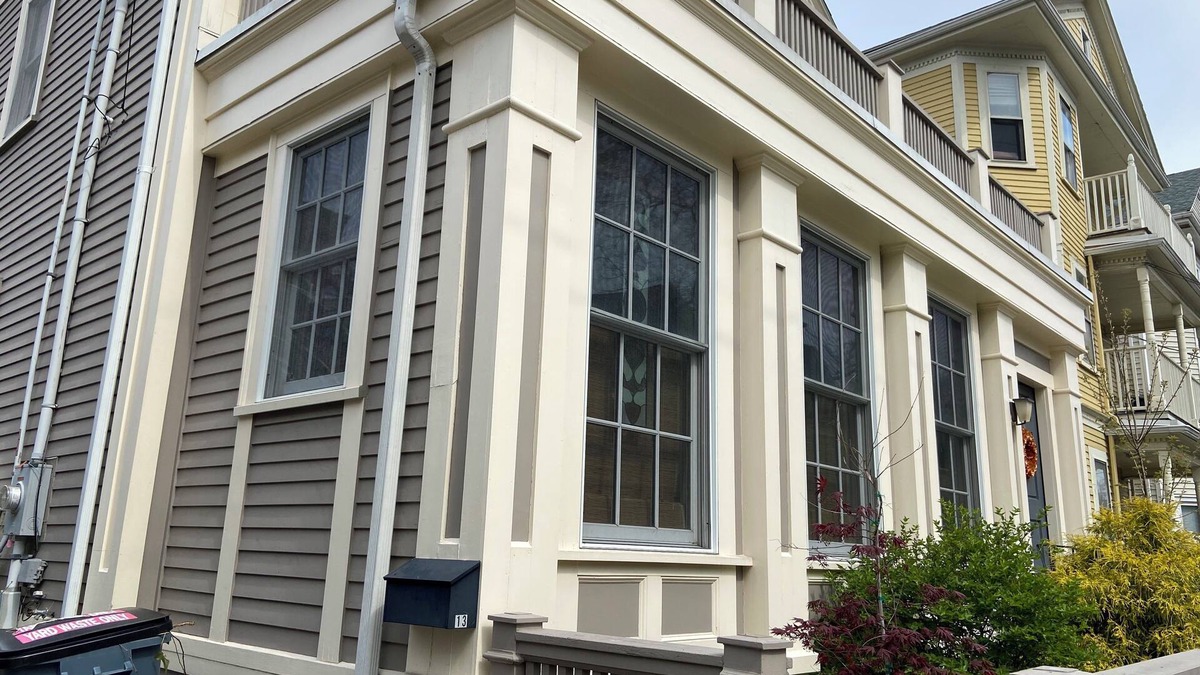 Inman Square House | Award-winning Queen size bedroom suite near Harvard, MIT at Central SQ Cambridge