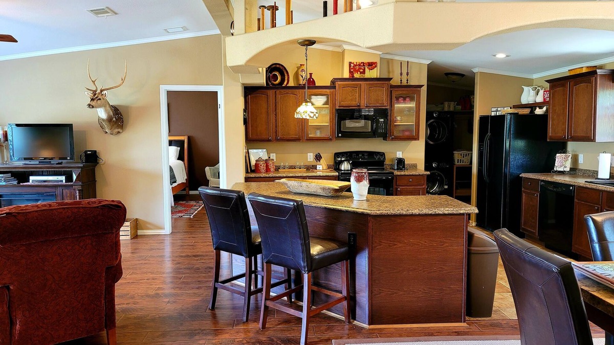 Mountain Home House | Away From it All; Heart of the Hill Country! The Wind Chime Ranch Guesthouse