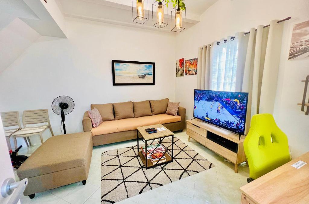 General Trias Apartment | Awesome 2 bedrooms, living & dining area