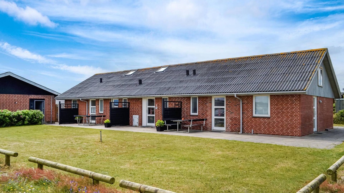 Argab Apartment | Awesome apartment in Hvide Sande