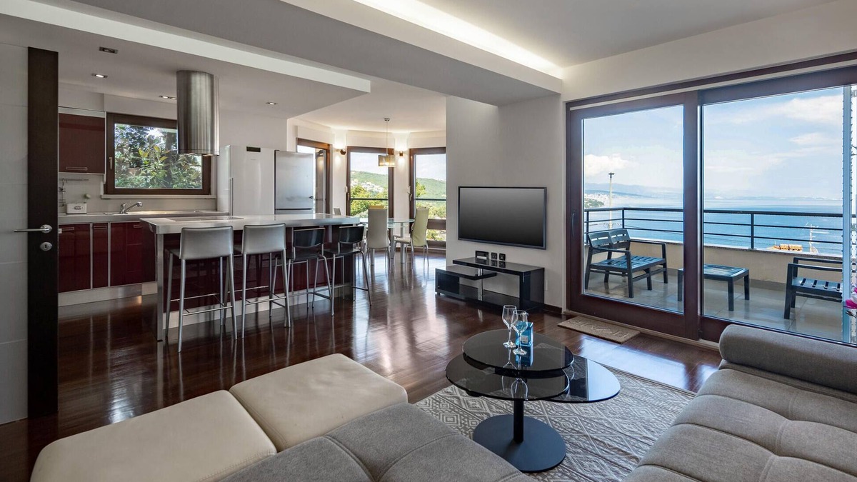 Volosko Apartment | Awesome apartment in Opatija with WiFi