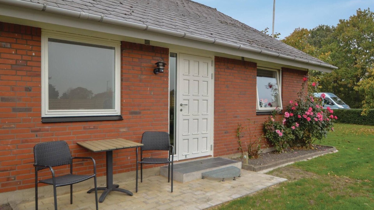 Ribe Apartment | Awesome apartment in Ribe with kitchen