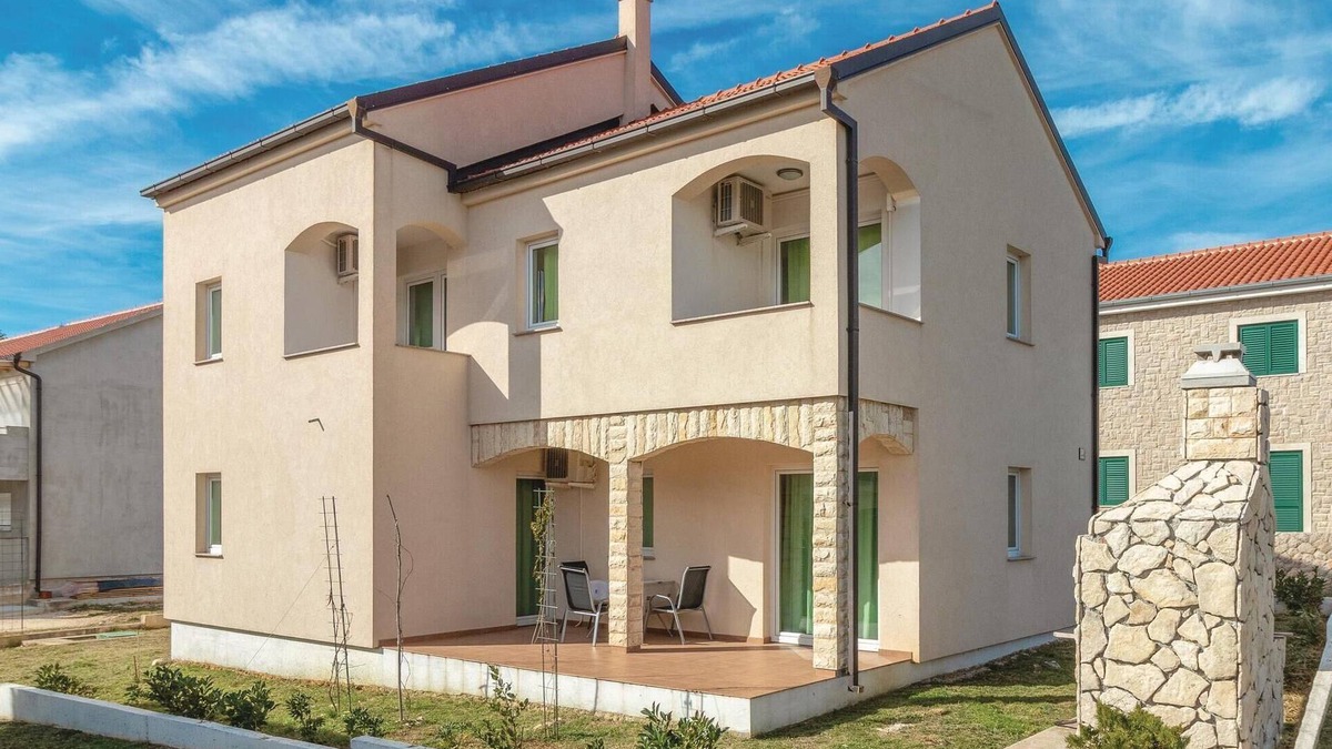 Batalaza Apartment | Awesome apartment in Ugljan with WiFi