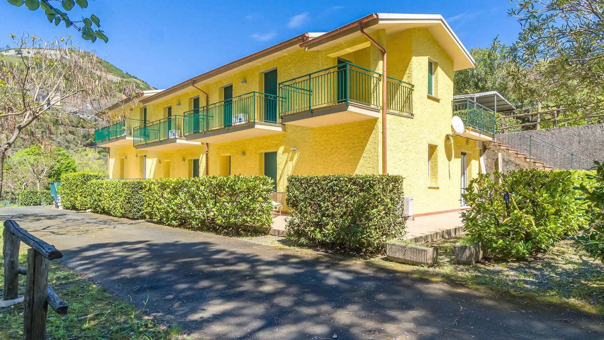 Ghiaia Apartment | Awesome apartment in Deiva Marina