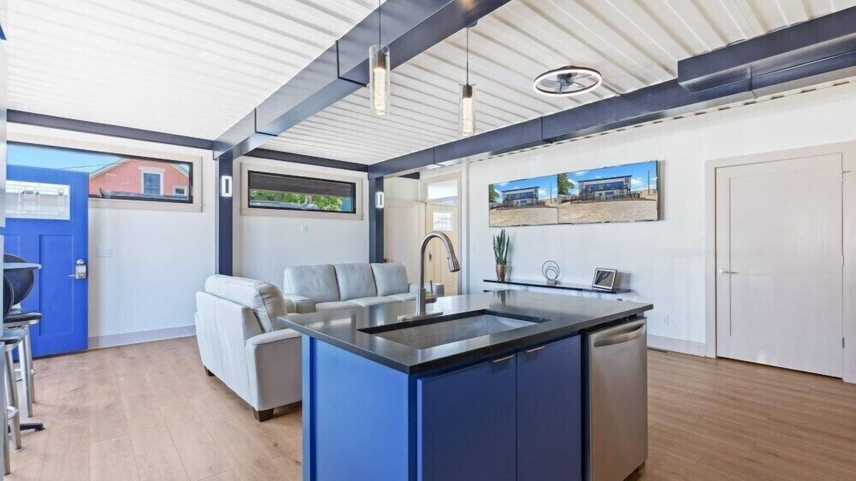 Babe Denny Apartment | Awesome Custom Built Home. Perfect Indy Location!